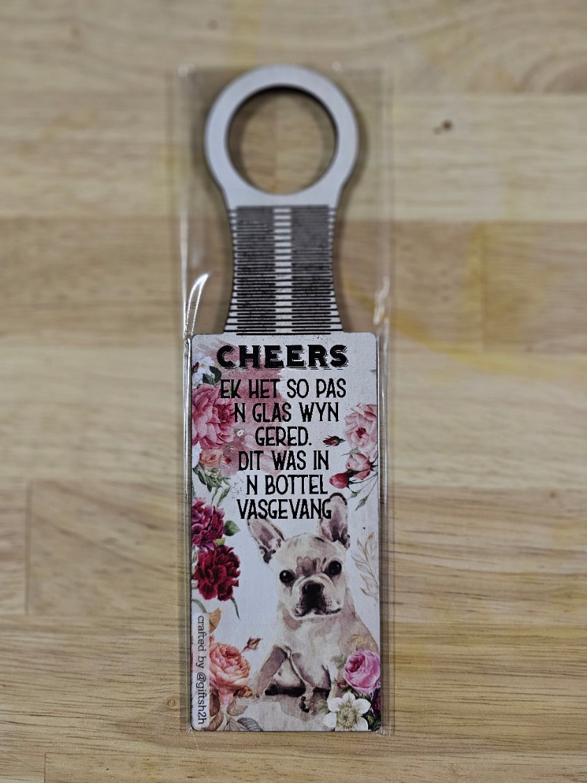 wooden gin tag
