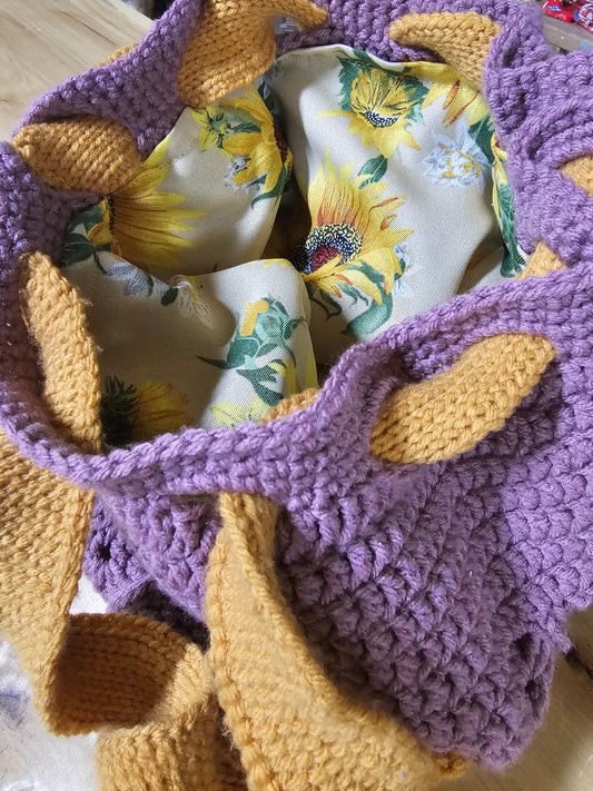 Crochet Handbag - sunflower inside